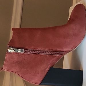 Suede copper color ankle boot very unique heel. 4 inch heel